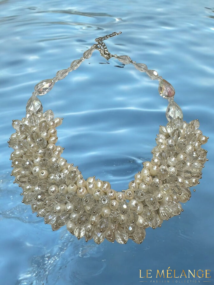 Elegant Necklace of Freshwater Pearls with Crystal Accents